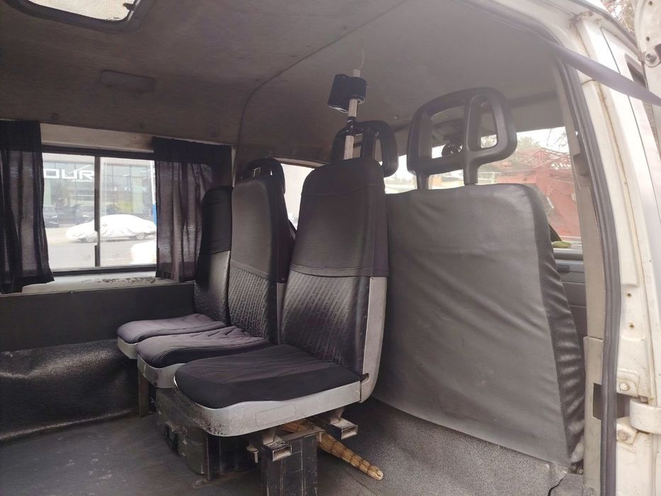 Газель микроавтобус сотилади. Gazel 2005 yil.