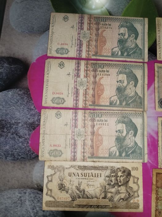 Vând bancnote vechi (SCHIMB CU ARTICOLE DE PEscuit))