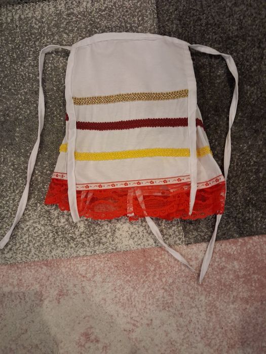 Детска народна носия+подарък забрадка