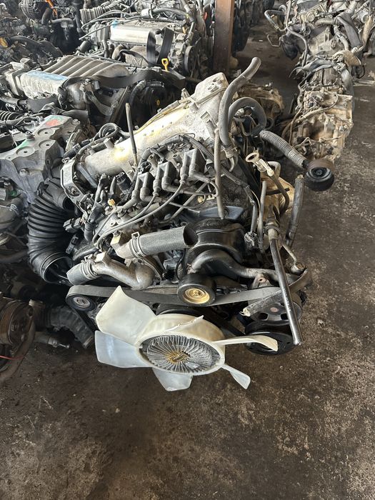 Двигатель митсубиси поджеро 6G72 6G74