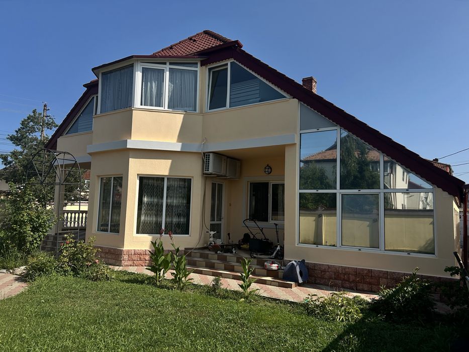 Vila  pantelimon Casa lux  691mp