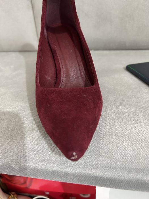 Продам- туфли не дорого ,цена 1500