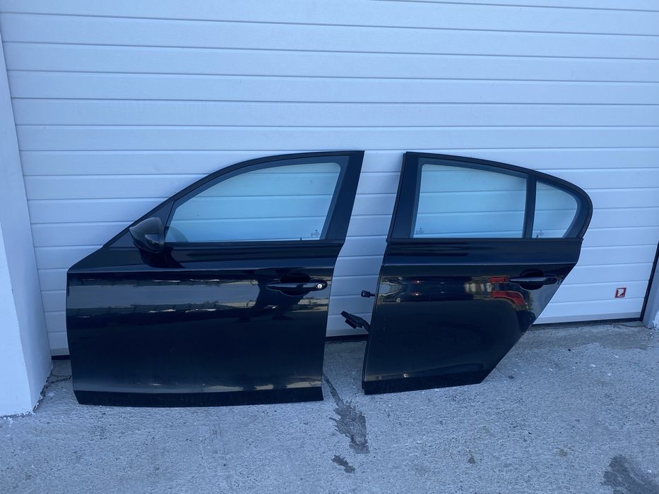Usa stanga dreapta fata spate oglinda stanga /dreapta Bmw seria 1 e87