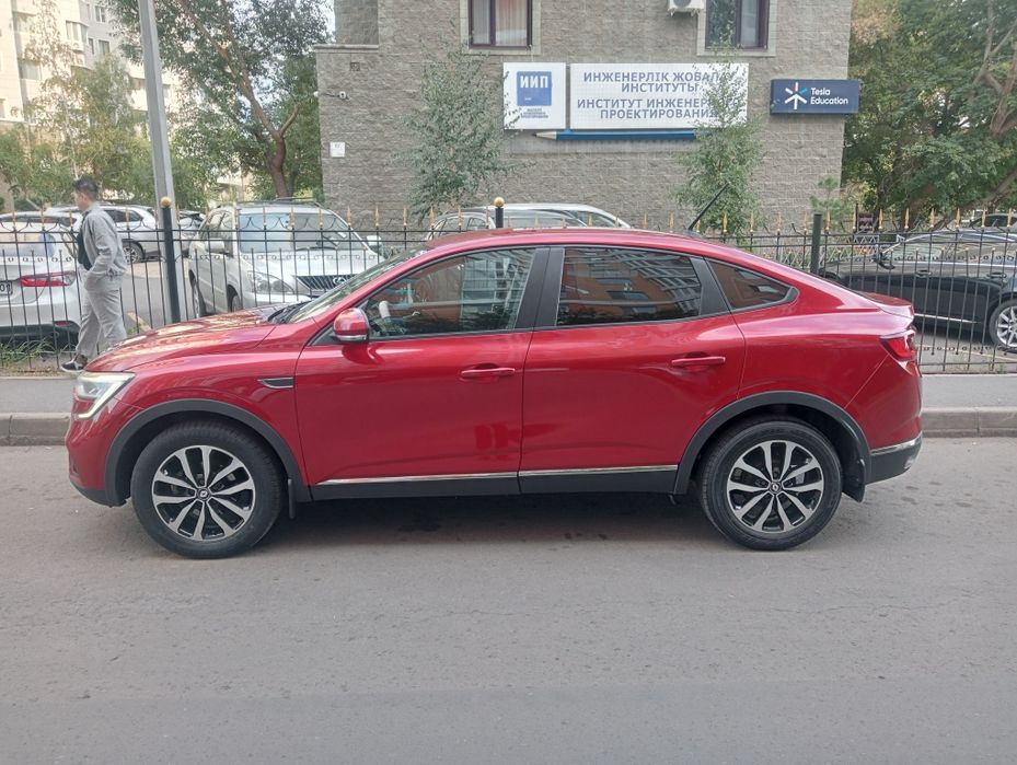 Продам РЕНО АРКАНА 1.6