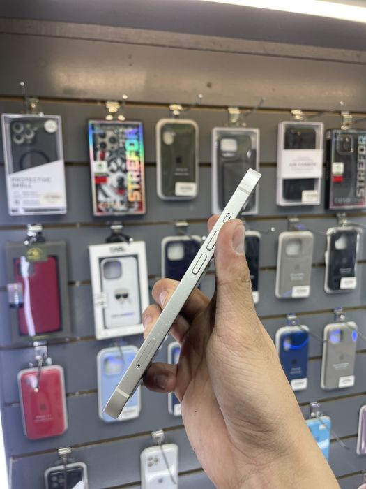 Iphone 13 128gb.   .