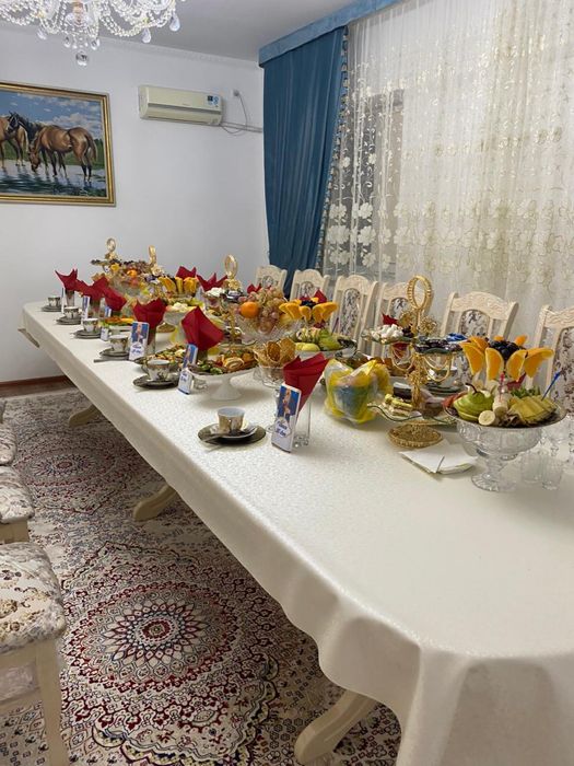 4*5 метрге созалатын стол стулья сатылады