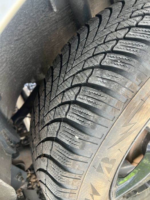 Jante + Anvelope Dacia Duster 215/ 65 R 16 Dot 2025 M +S