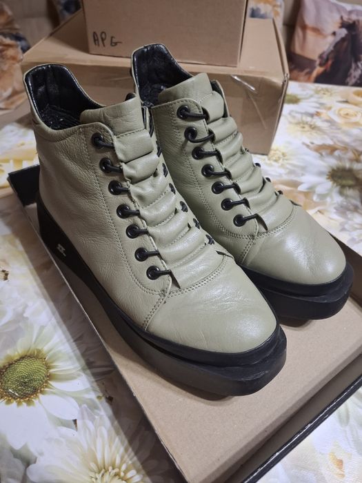 Дамски боти естествена кожа