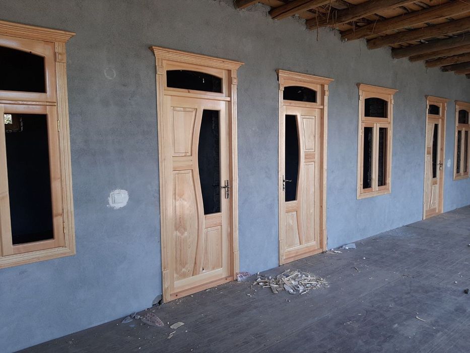 Yogochdan eshik deraza rom buyurtma qabul qilamiz