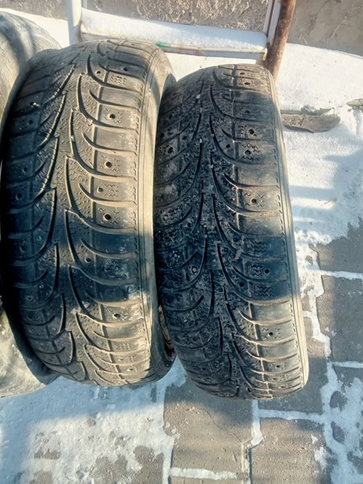 Продаю зимним шины