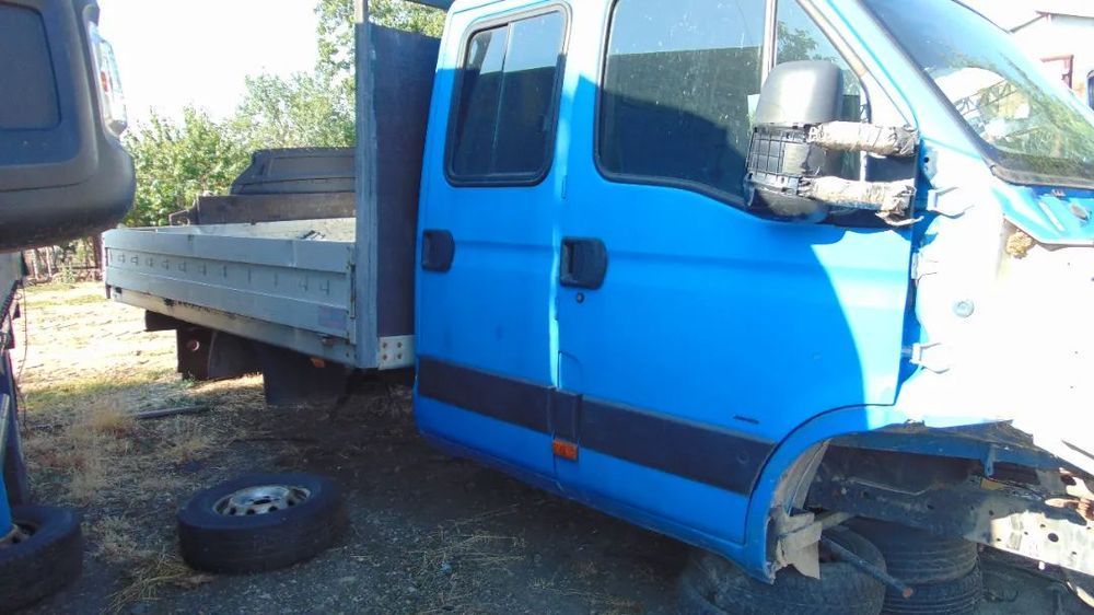 Usa Iveco daily 2006-2014 usi fata spate daily cabina dubla dezmembrez