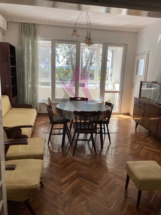 Дава се под наем Тристаен апартамент в Варна, Спортна зала - 75 кв.м за 400 € - Снимка #1