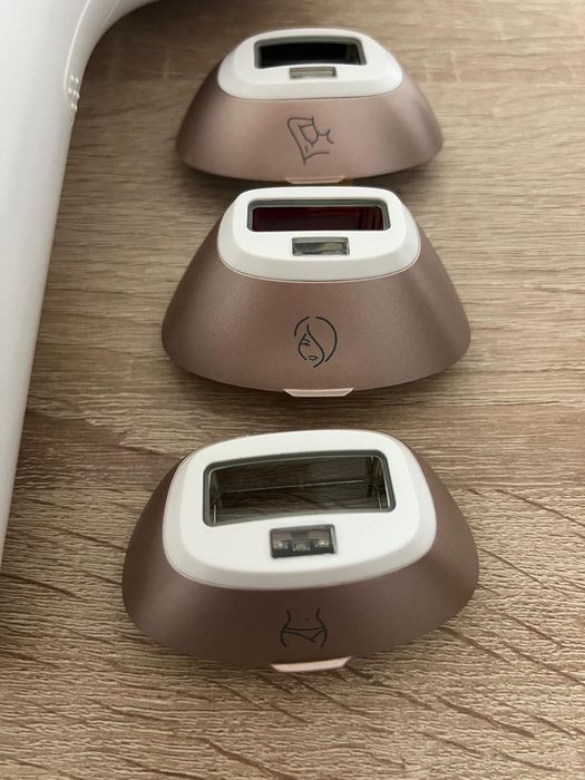 Philips Lumea Prestige BRI956/00 IPL - Epilator definitiv

- 4 capete