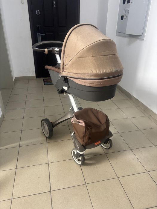 Коляска Stokke Xplory