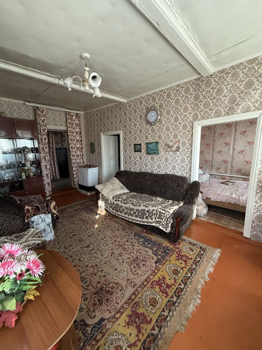 Продам дом в Рабочем поселке, район 31 школы