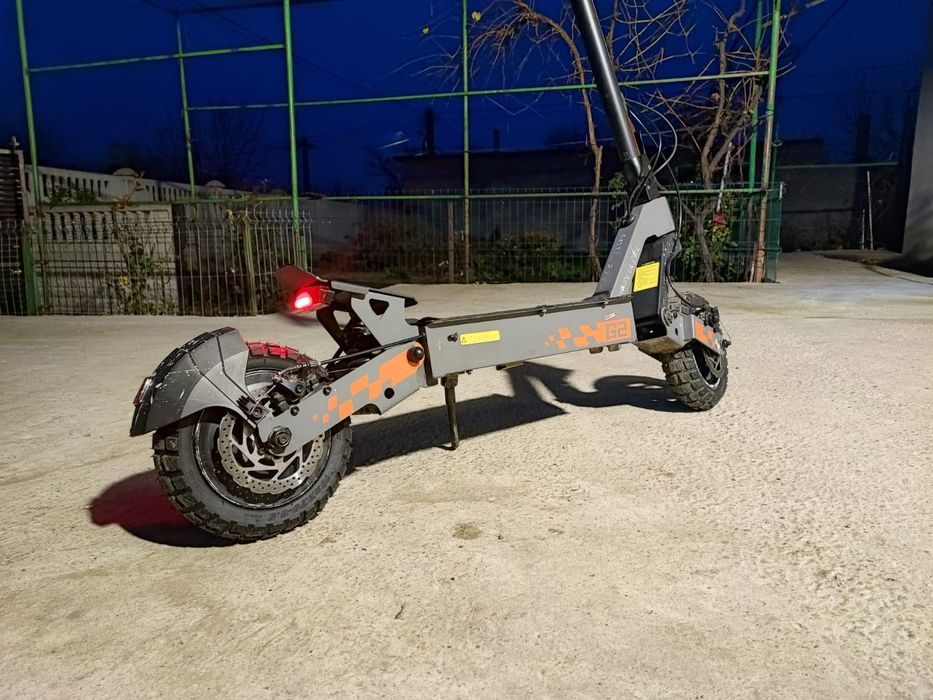 Vând kukirin g2 2024