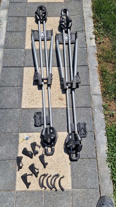 Doua bucati Suport bicicleta Thule FreeRide pentru bare transversale