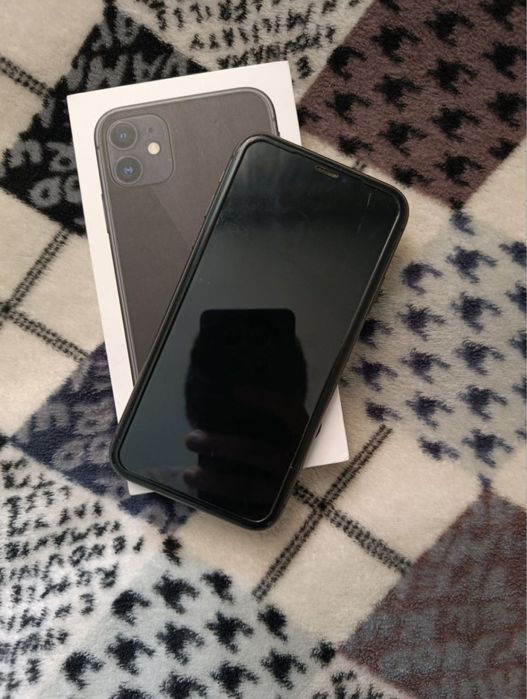 Продам айфон 11 в комплекте