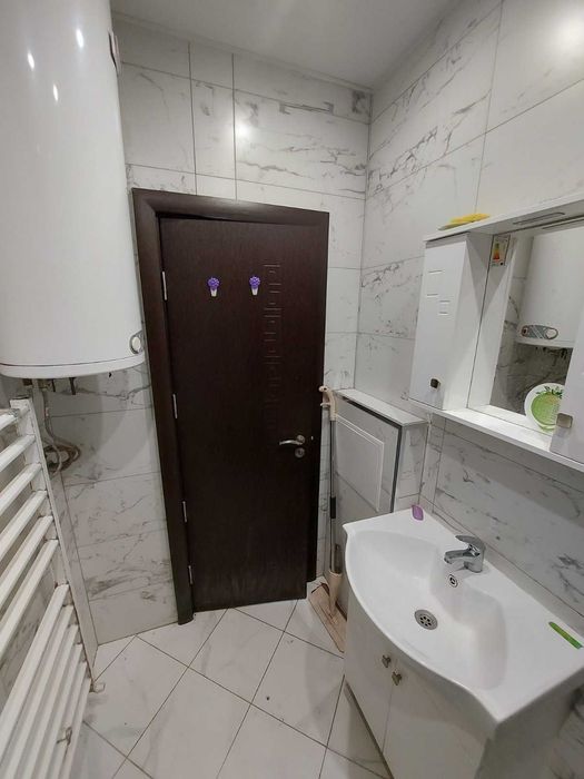 Тристаен апартамент, Под наем, кв. Боровец