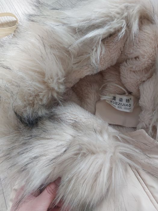 Отдам парку 46-48р