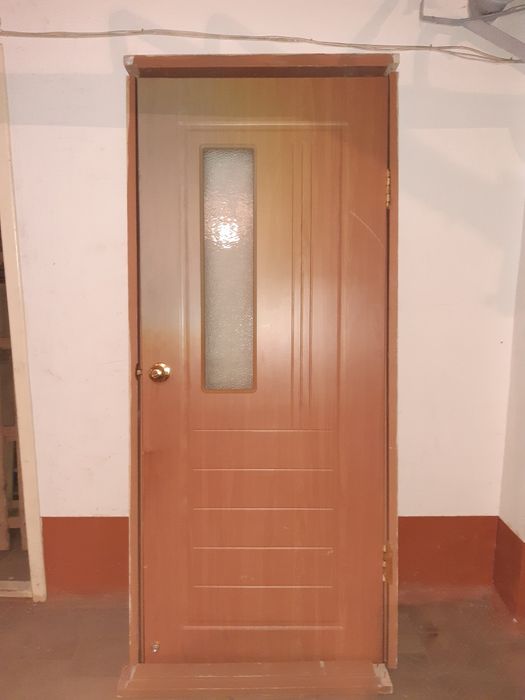 Продам деревянные двери, межкомнатные