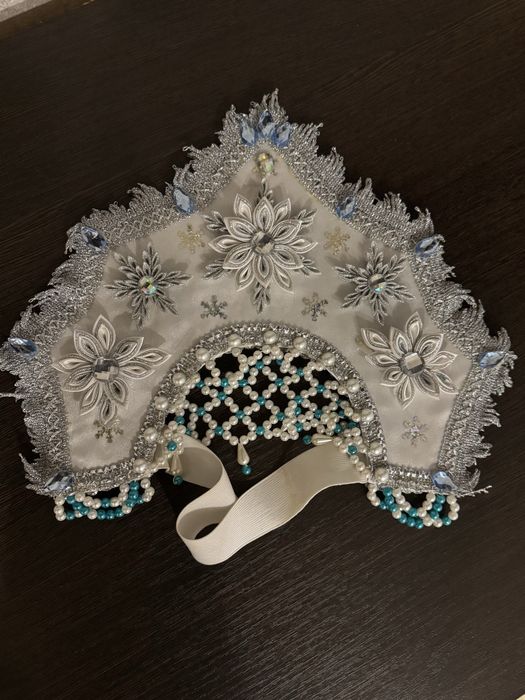 Продам костюм снегурочки