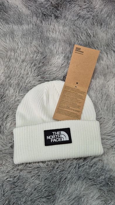 Caciula The North Face alba