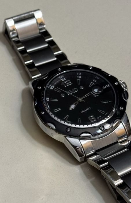 Наручные часы HMD Quartz