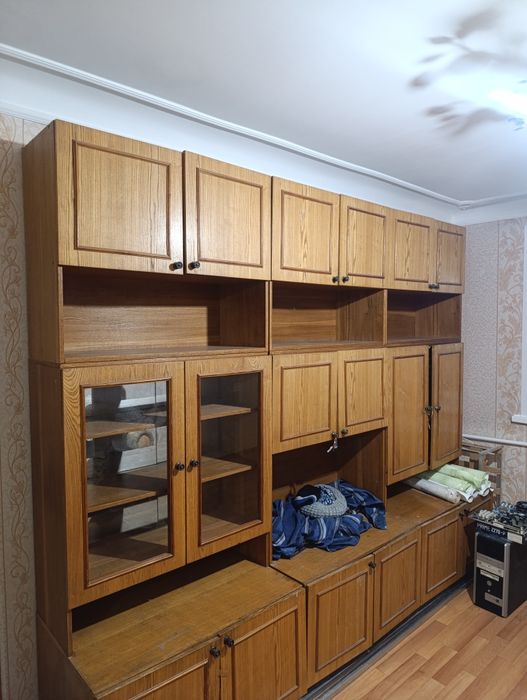 Отдам самовывоз диван,кровать, стенка,кресло