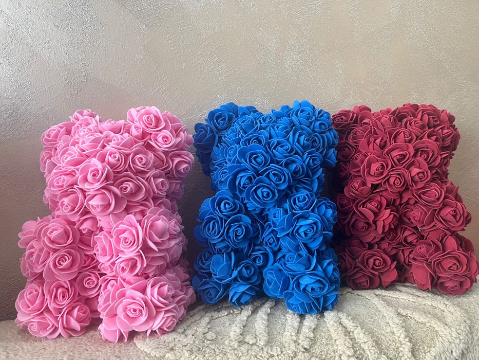 Ръчно изработено мече от рози