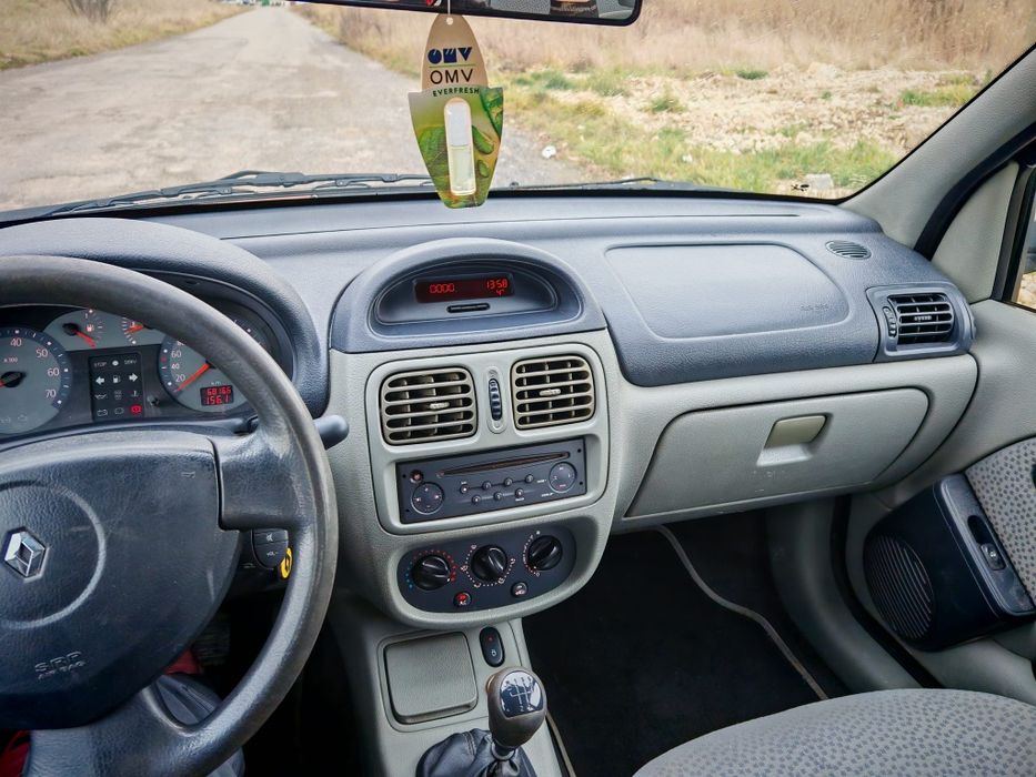 Renault Clio an 2006