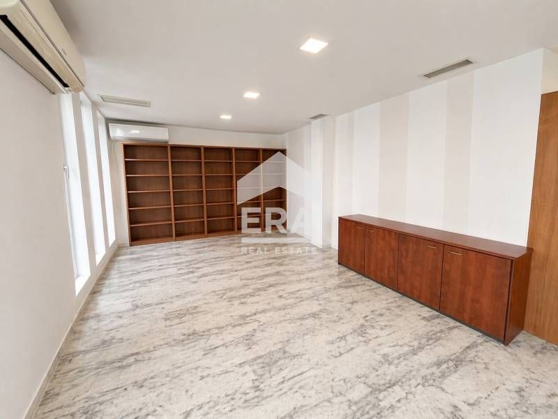 Продава се Заведение в София, Младост 4 - 197 кв.м за 466 €/кв.м - Снимка #5