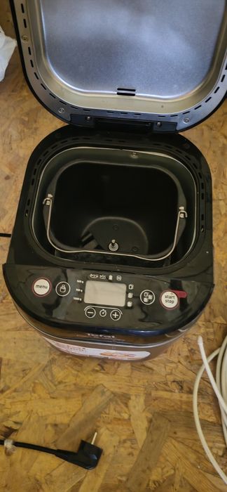 Vând aparat de copt Tefal