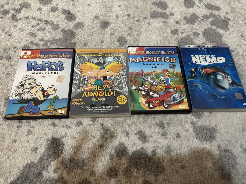 Vand cd uri cu filme vechi