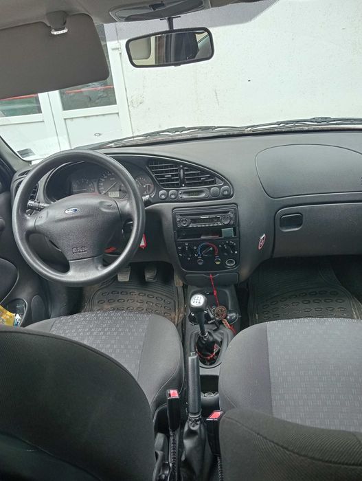 FORD Fiesta 2002 — imagine 3