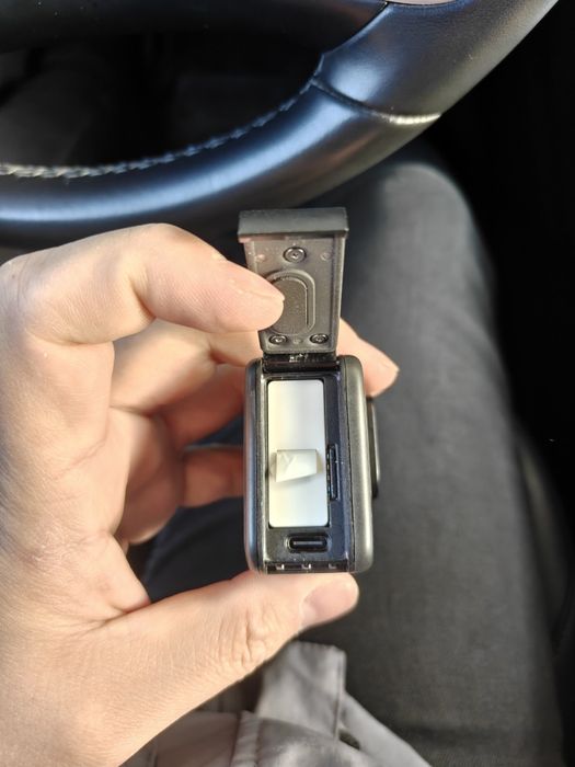 Продам go pro11  в отличном сост. Стекла наклеины