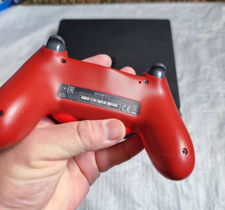 PlayStation 4 slim 500 GB GOLDHEN