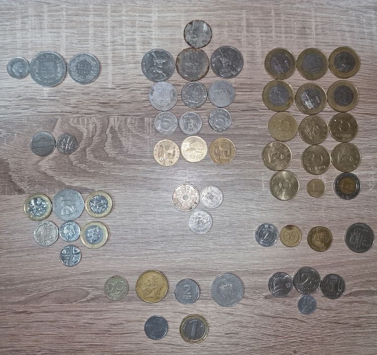 Vând Colecție Bancnote și Monezi