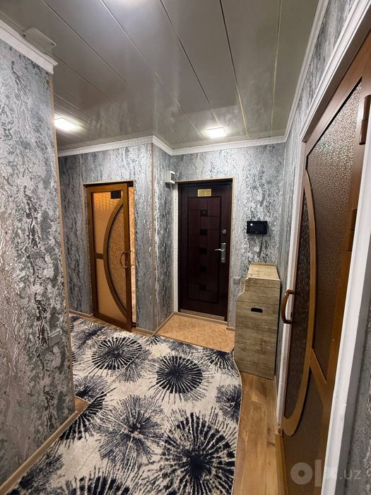 Kvartira sotiladi 72 kvadrat