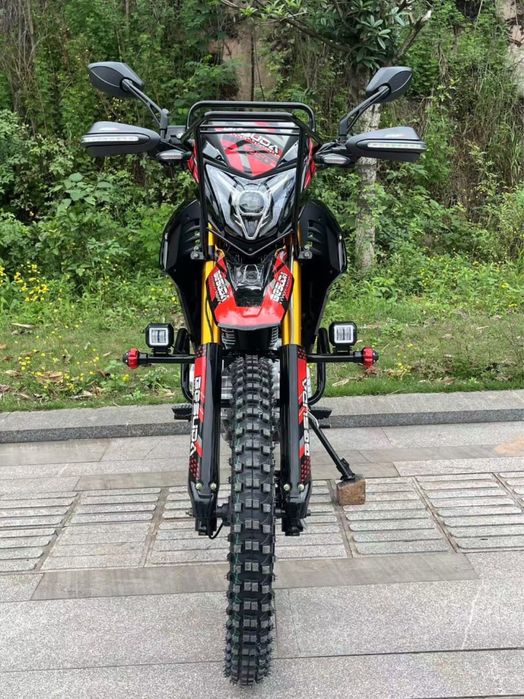 Эндуро Besuda. 250 куб.  5 скоростей