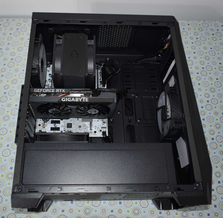 pc unitate I5 12400 RTX 3050 8G SSDM2 16GDDR5 2.5GbLAN RGB 80+gold