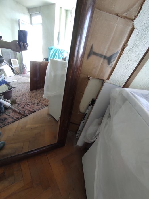 Голямо старинно огледало