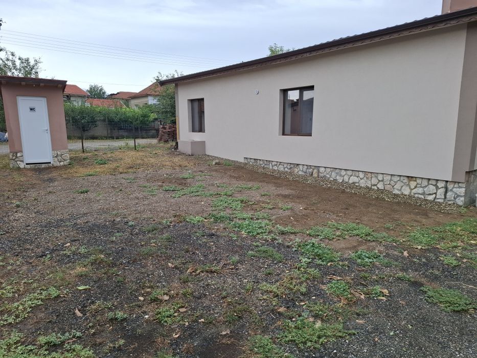 Къща с три спални