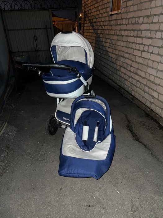 Продам коляску, 2 в 1 (люлька+прогулка)