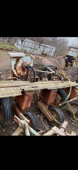 Tractor 445 + 5 utilaje, 6000€, cititi descrierea