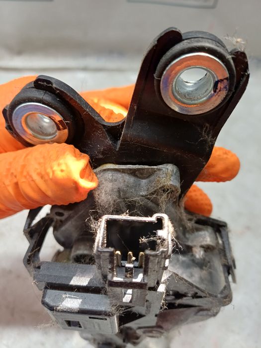 Motoras stergator hayon  Ford B-MAX  - Motorina 2013