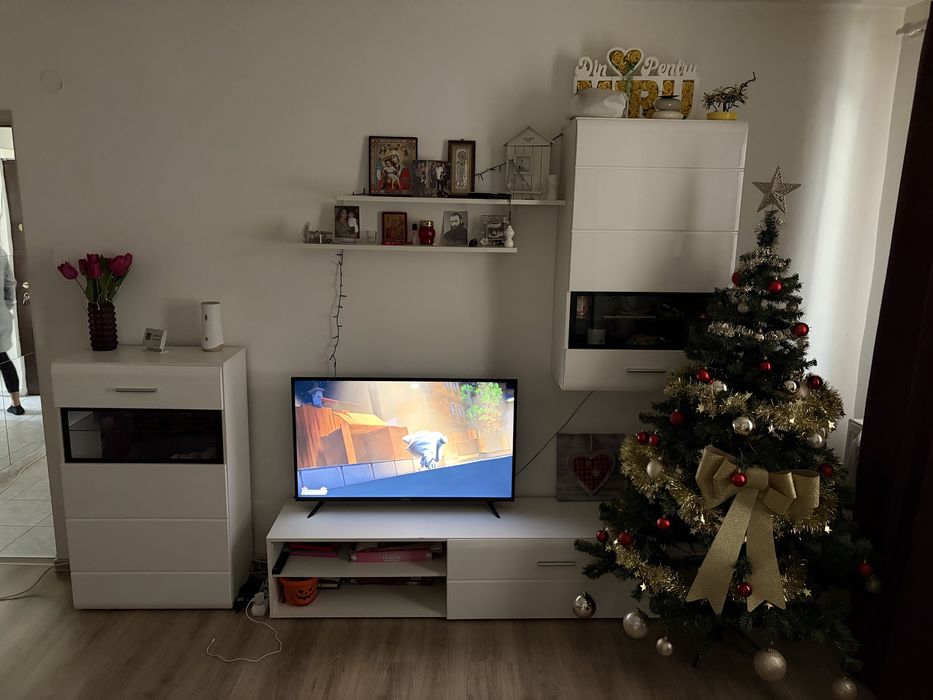 Aparatament de vanzare