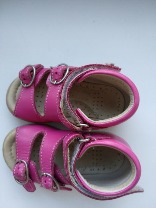 Продам сандалии/сандали