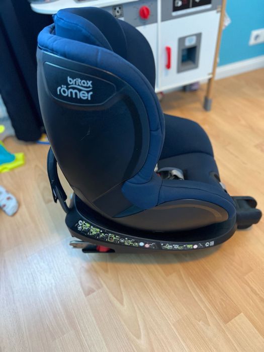 Scaun auto ISOFIX Britax Romer Dualfix2