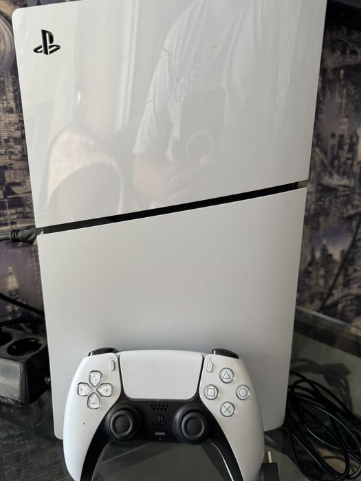 Плейстейшън 5 slim